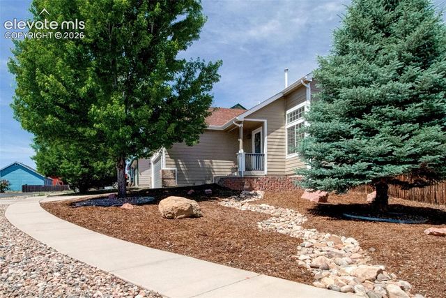 5024 PRAIRIE GRASS Lane, Colorado Springs, CO 80922