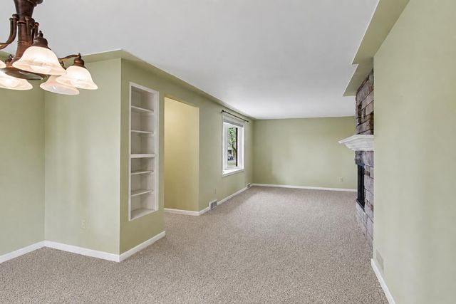 751 Larkspur Avenue Nw, City Of Grand Rapids, MI 49504