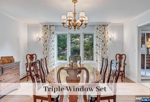 24 Red Rock Court, Ridgewood, NJ 07450