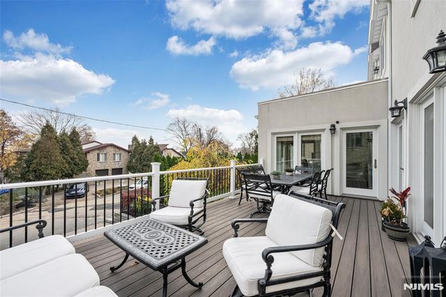 534 Brandon Place, Cliffside Park, NJ 07010