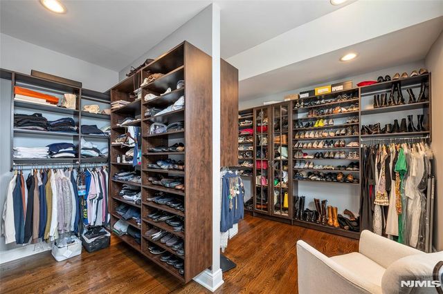 534 Brandon Place, Cliffside Park, NJ 07010