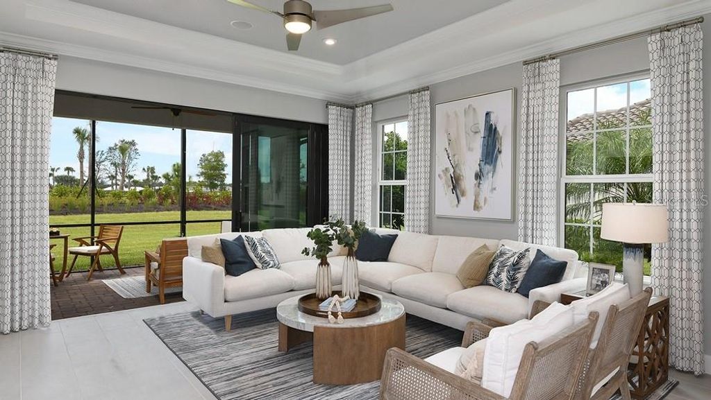Image 10 of property listing at 14726 ORRIETO PLACE, Bradenton, FL 34211