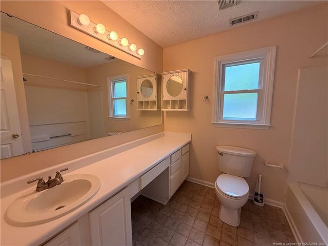 7229 Tollhouse Drive, Fayetteville, NC 28314