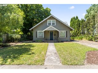 2158 ALDER St, Eugene, OR 97405
