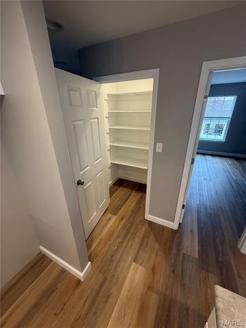 217 S 6th Street, Elsberry, MO 63343