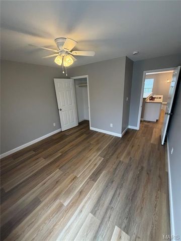 217 S 6th Street, Elsberry, MO 63343
