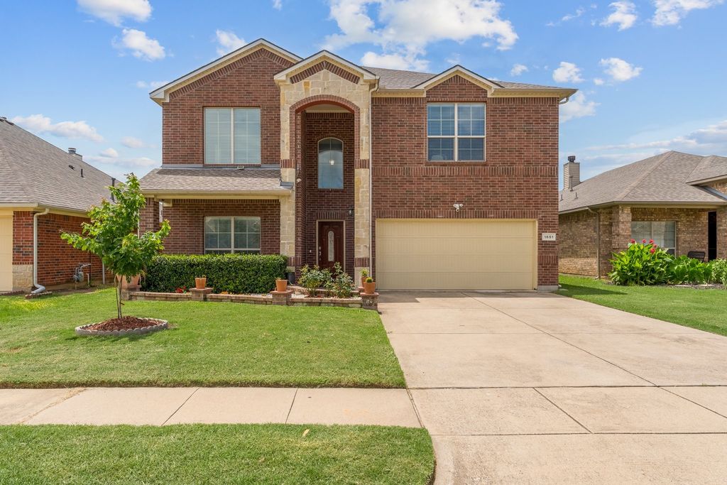 1651 Secretariat Lane, Irving, TX 75060