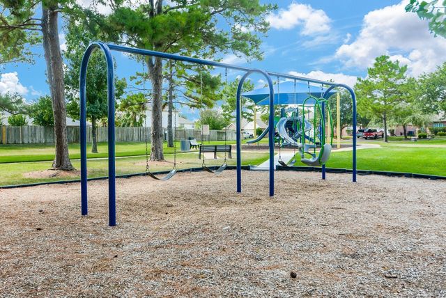19207 Poplar Trails Lane, Tomball, TX 77375