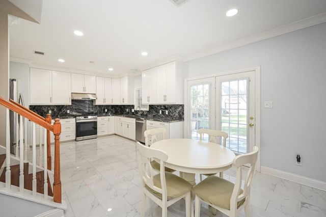 19207 Poplar Trails Lane, Tomball, TX 77375