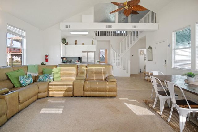 836 Eastview, Crystal Beach, TX 77650