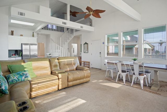 836 Eastview, Crystal Beach, TX 77650