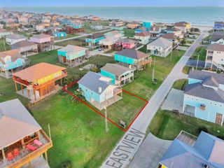 836 Eastview, Crystal Beach, TX 77650