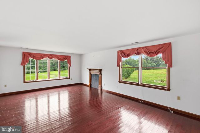4407 INDIAN RUN RD, Amissville, VA 20106