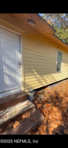 7942 RONDO Avenue, Jacksonville, FL 32219