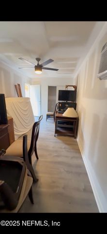 7942 RONDO Avenue, Jacksonville, FL 32219