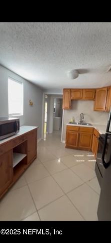 7942 RONDO Avenue, Jacksonville, FL 32219