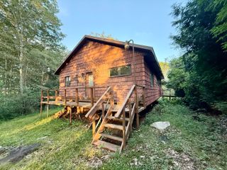 25 Davis Road, Seymour, CT 06483