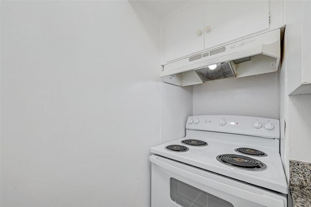 5863 Inwood Drive 3, Houston, TX 77057