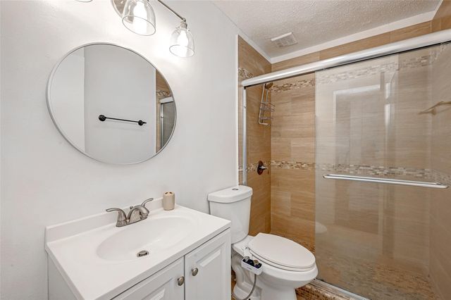 5863 Inwood Drive 3, Houston, TX 77057