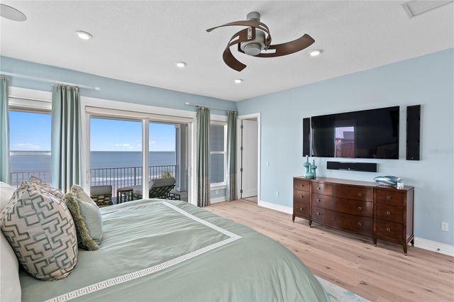 15612 GULF BOULEVARD, Redington Beach, FL 33708