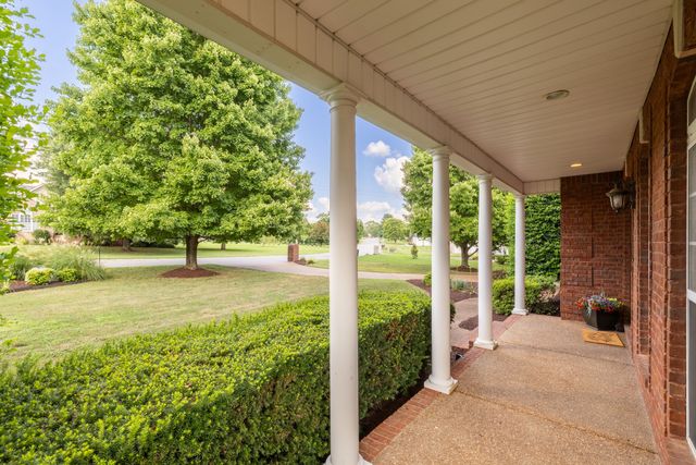 216 Grandview Cir, Gallatin, TN 37066
