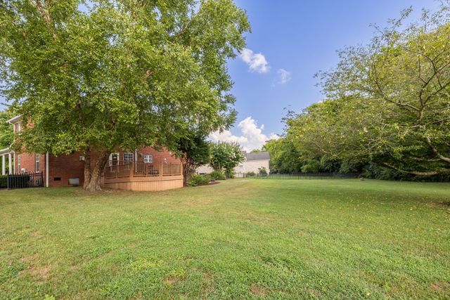 216 Grandview Cir, Gallatin, TN 37066