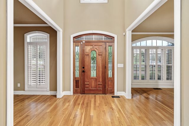 216 Grandview Cir, Gallatin, TN 37066