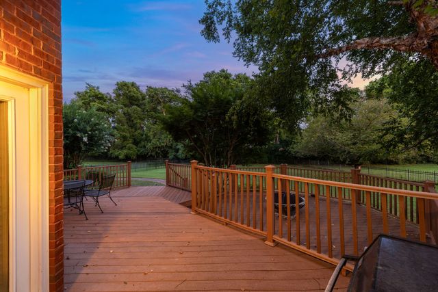 216 Grandview Cir, Gallatin, TN 37066