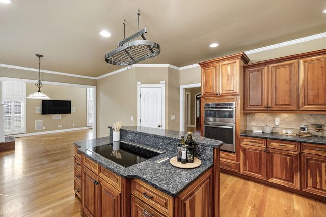 216 Grandview Cir, Gallatin, TN 37066