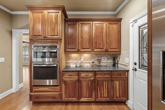 216 Grandview Cir, Gallatin, TN 37066