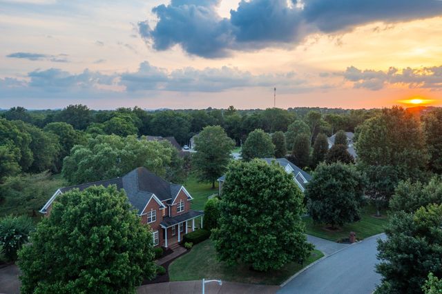 216 Grandview Cir, Gallatin, TN 37066