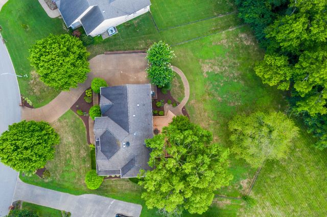 216 Grandview Cir, Gallatin, TN 37066