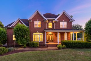 216 Grandview Cir, Gallatin, TN 37066