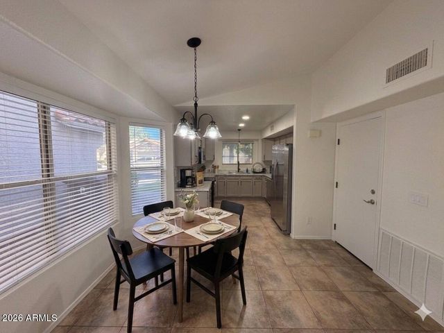 8034 W PARADISE Drive, Peoria, AZ 85345