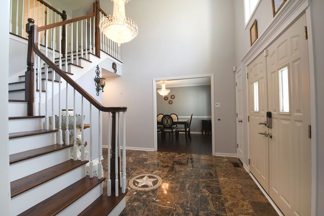 543 Gateshead Drive, Naperville, IL 60565