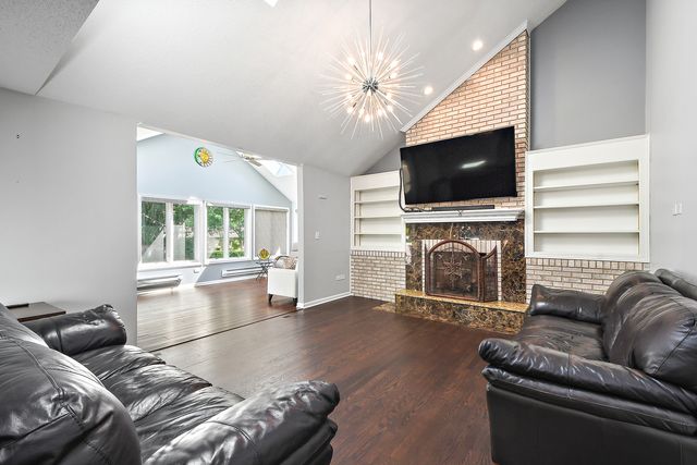 543 Gateshead Drive, Naperville, IL 60565