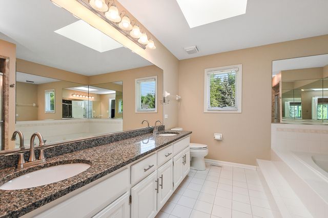 543 Gateshead Drive, Naperville, IL 60565