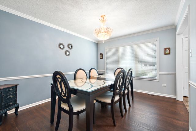 543 Gateshead Drive, Naperville, IL 60565