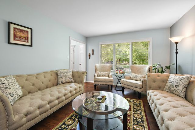 543 Gateshead Drive, Naperville, IL 60565
