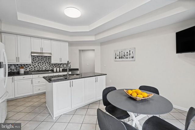 6 STONE GATE CT, Pikesville, MD 21208