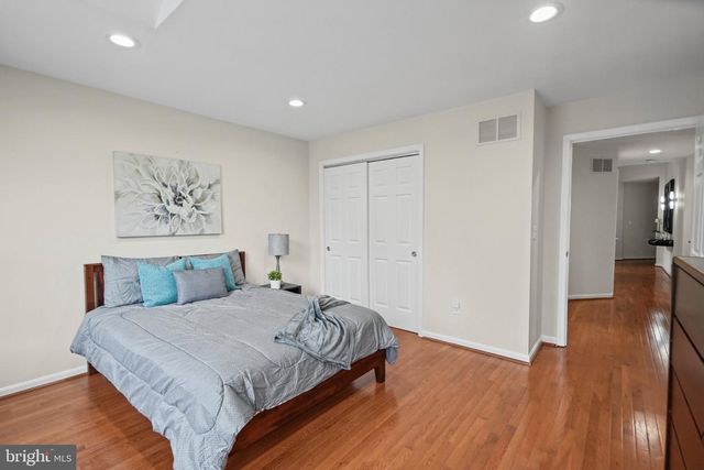 6 STONE GATE CT, Pikesville, MD 21208
