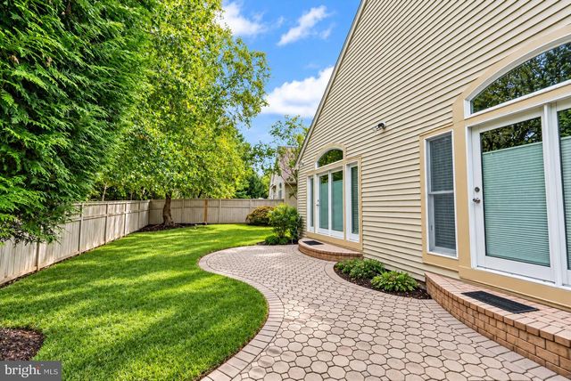 6 STONE GATE CT, Pikesville, MD 21208