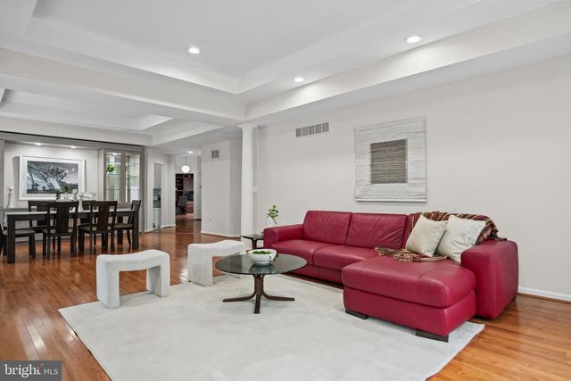 6 STONE GATE CT, Pikesville, MD 21208