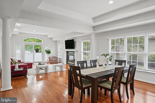 6 STONE GATE CT, Pikesville, MD 21208