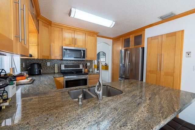 1284 NW 125th Terrace, Sunrise, FL 33323