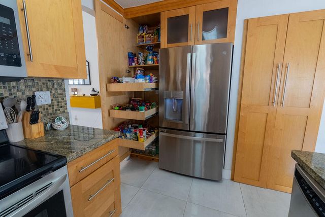 1284 NW 125th Terrace, Sunrise, FL 33323