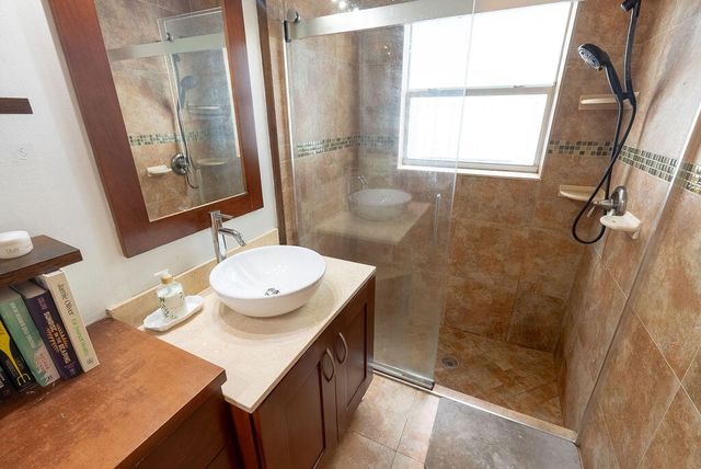 1284 NW 125th Terrace, Sunrise, FL 33323