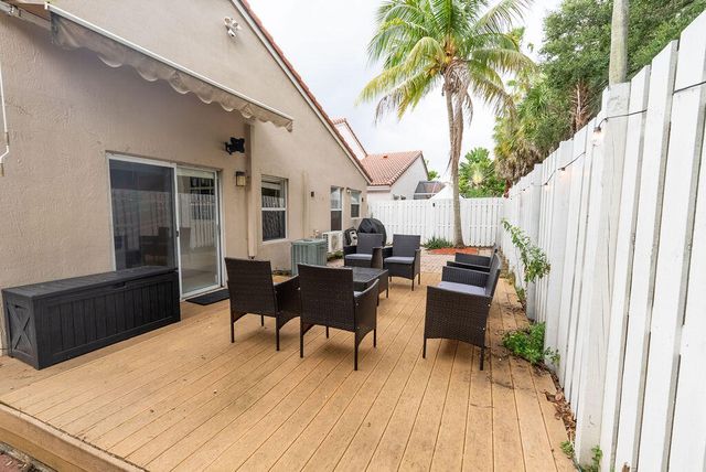 1284 NW 125th Terrace, Sunrise, FL 33323