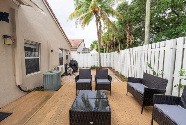 1284 NW 125th Terrace, Sunrise, FL 33323