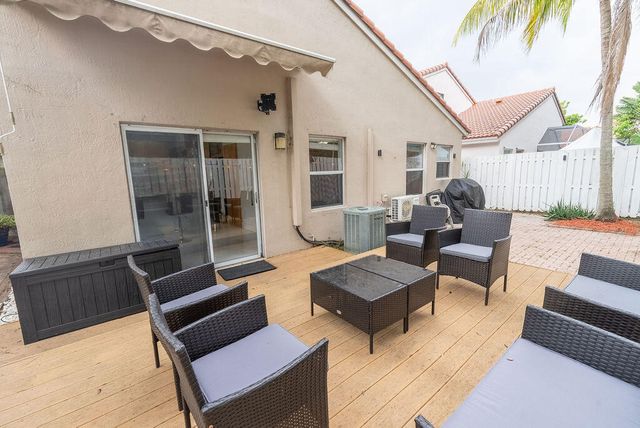 1284 NW 125th Terrace, Sunrise, FL 33323